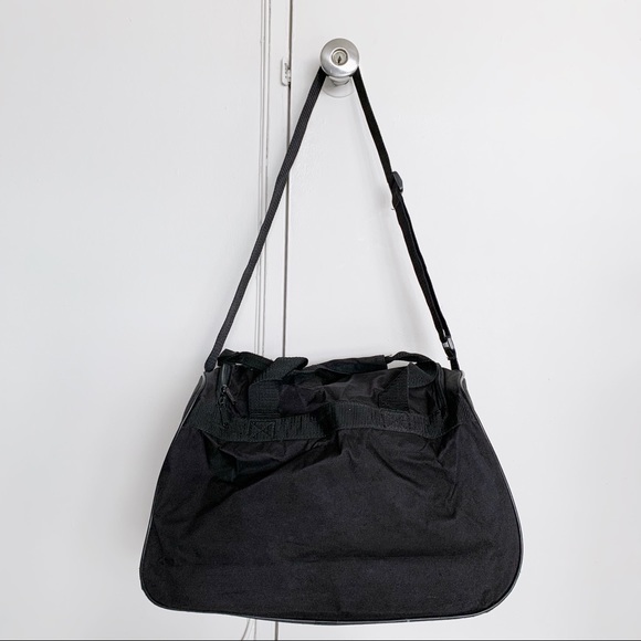 Adidas Black Duffel Gym Bag Sports Travel Shoulder Strap Logo Workout Athletic - Picture 2 of 3